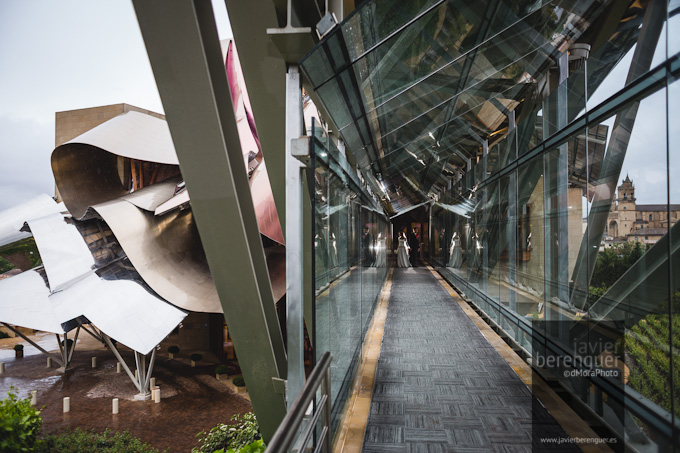 Fotos de Fotografo en Logroño Reportaje de Boda en Hotel Marqués de Riscal