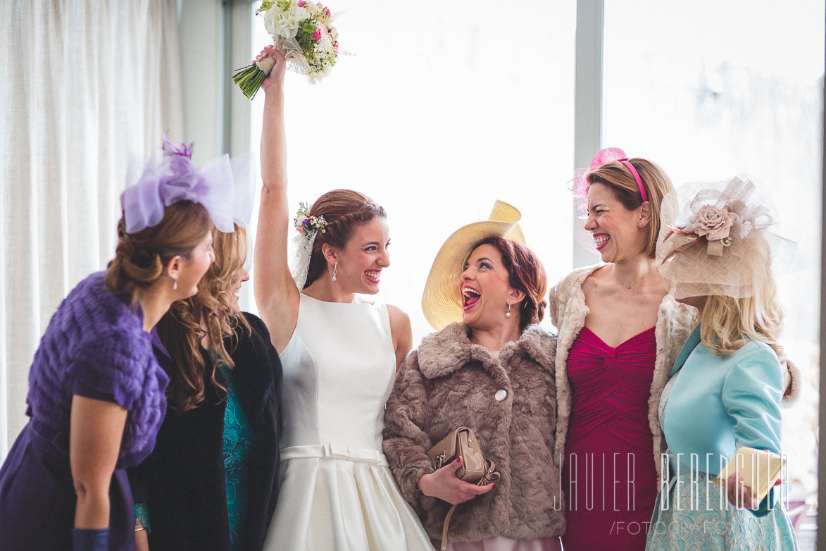 Fotos de Boda divertidas en Murcia ramos de novia emy florista