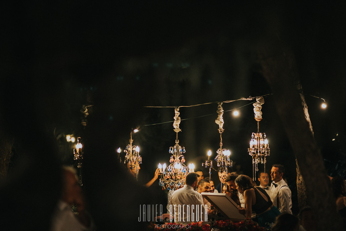 Ideas para Iluminación con Lamparas para Boda en Finca Maria Ana