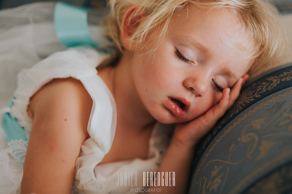 Niña Durmiendo en Hotel Husa Alicante