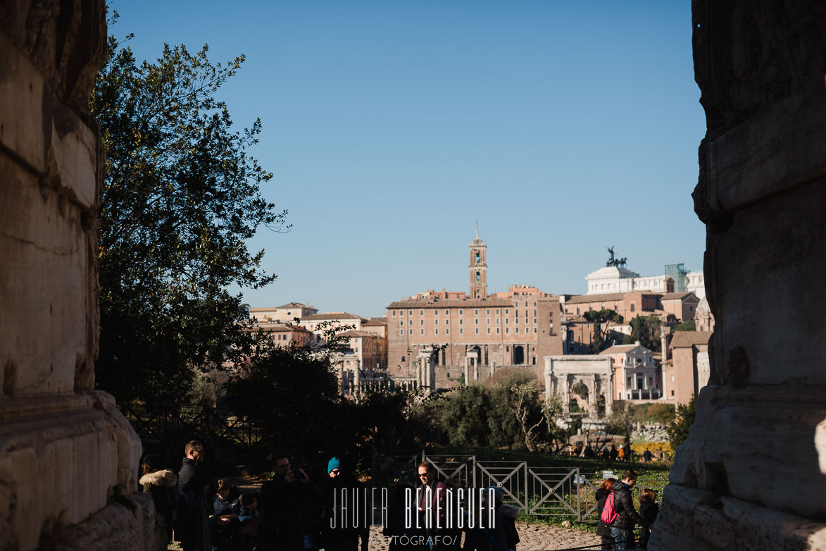 Wedding Photographer in Roman Forum