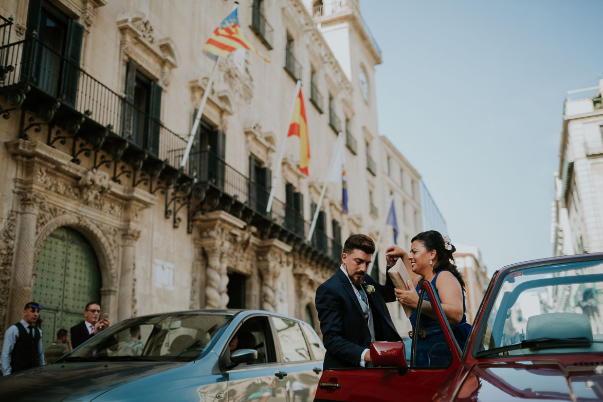 Fotos de Bodas Civiles en Ayuntamiento de Alicante