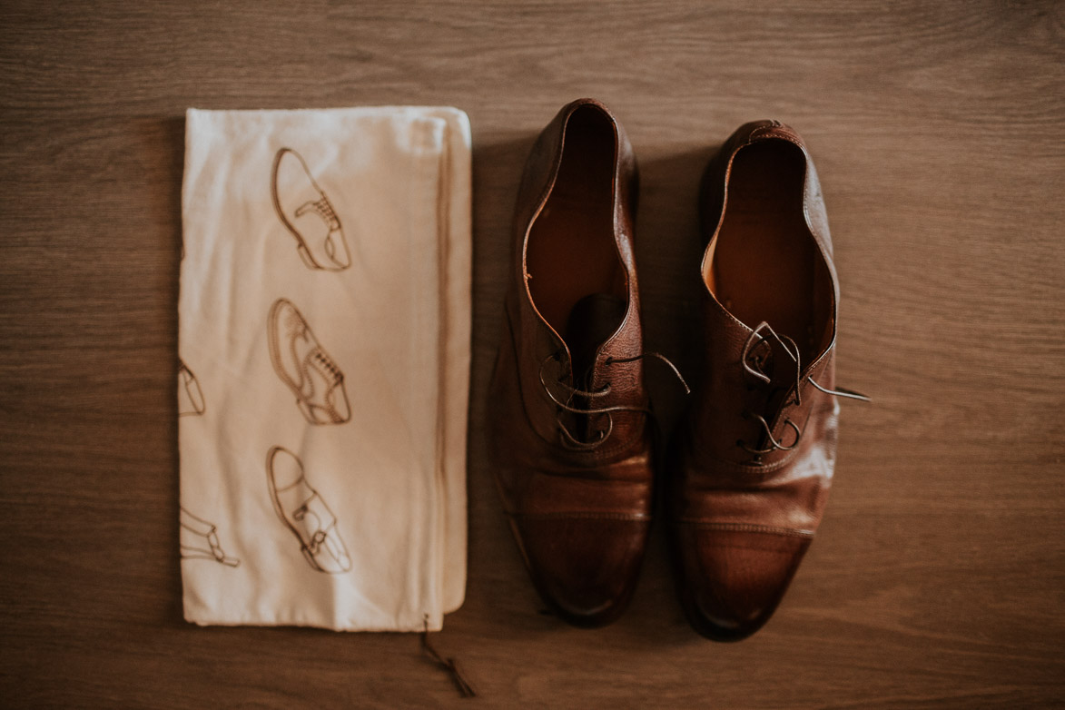 Como vestir a un hombre para una boda Zapatos 