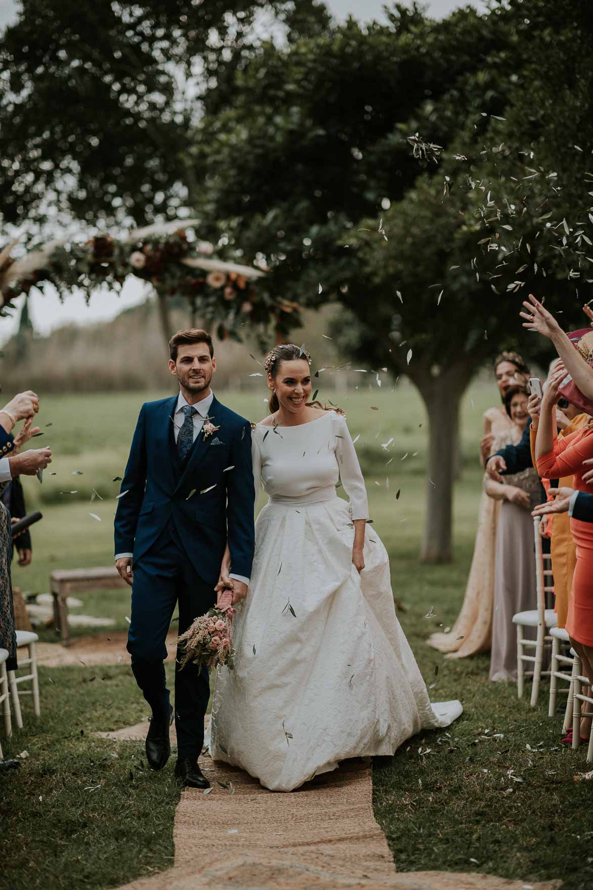 Vestido de Novia con Sobre Falda Pronovias 