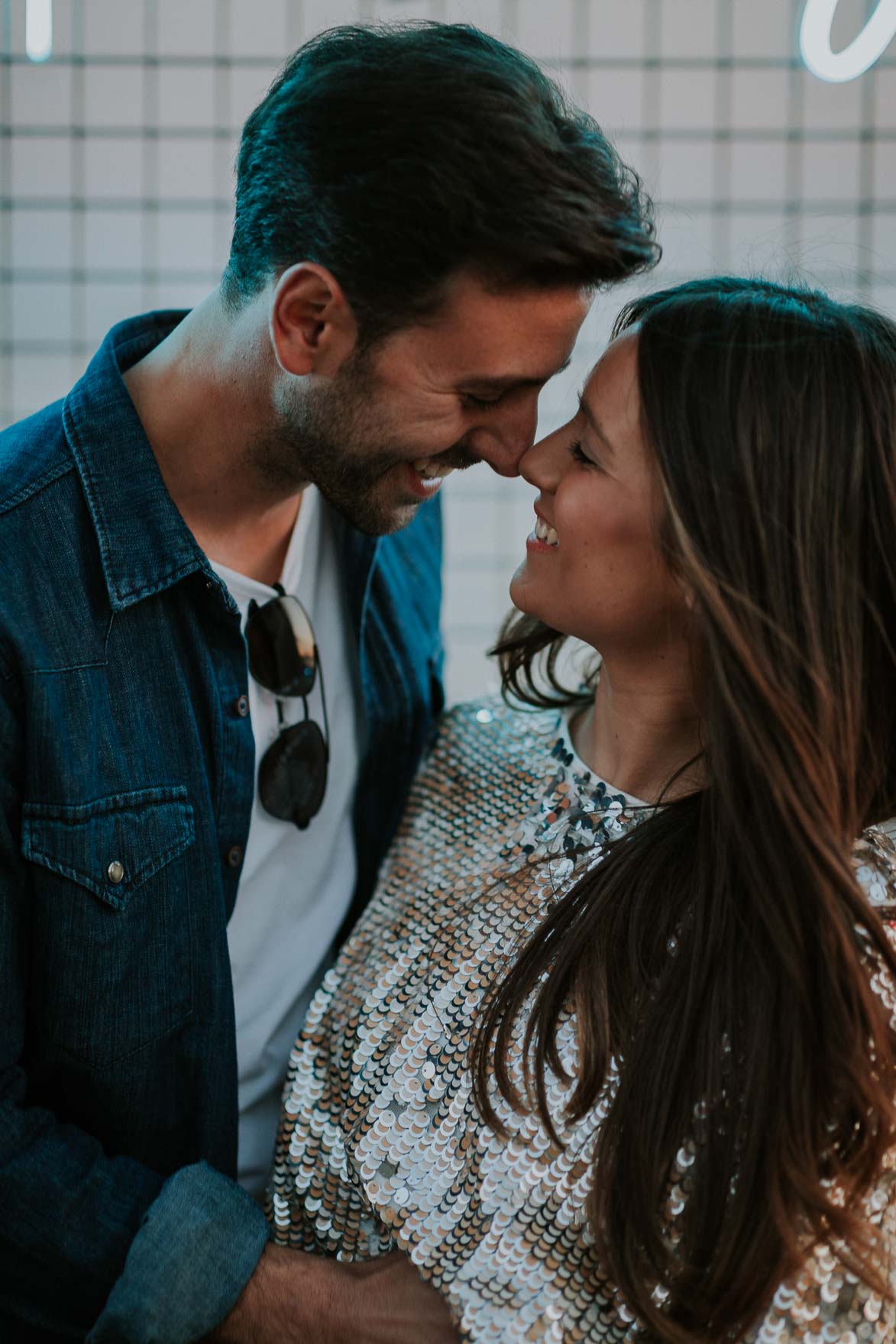 Fotografos de Pre Boda Alicante Neones para Bodas