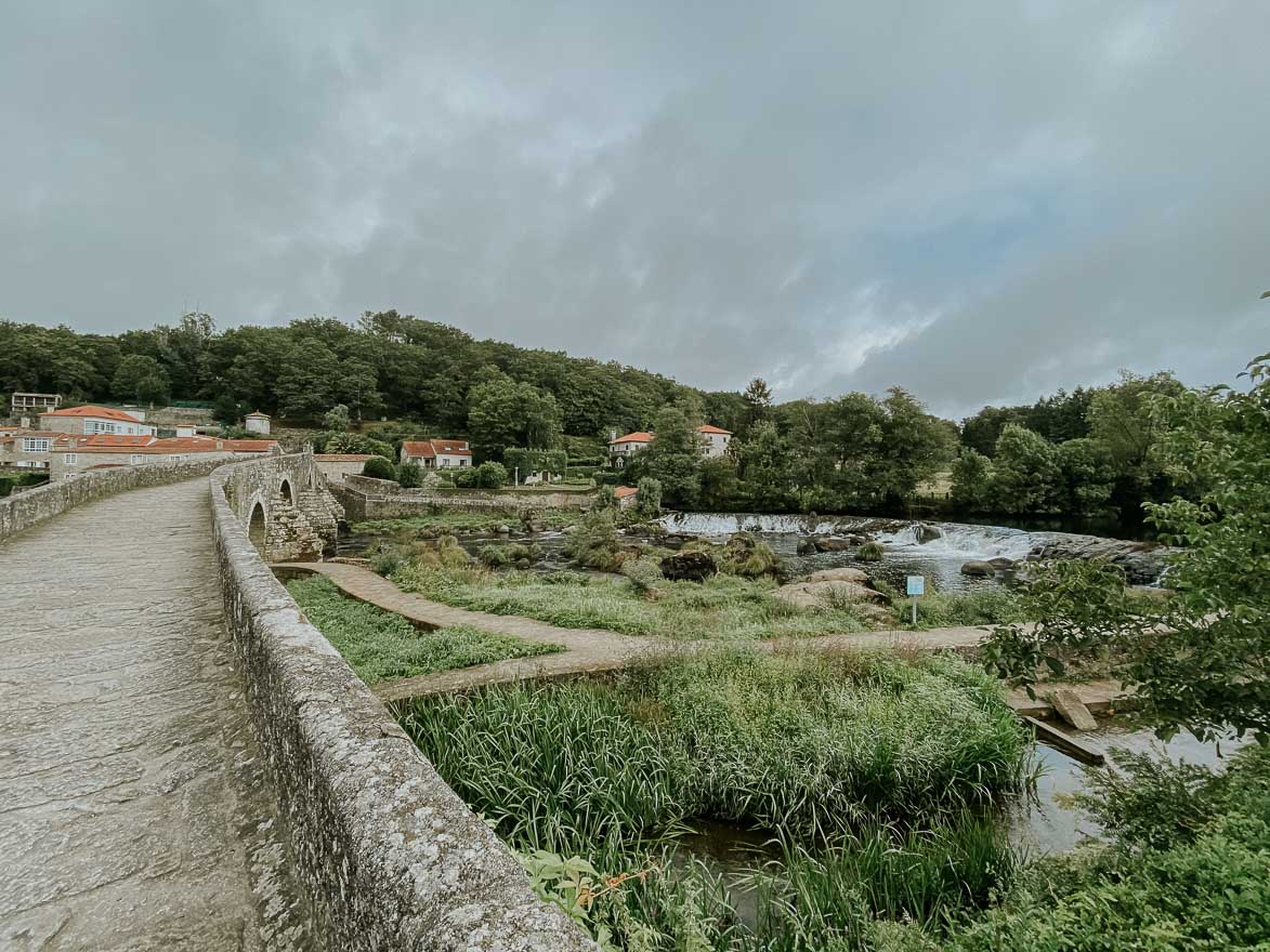 Viaje en Moto Triumph Scrambler Ponte de Maceira