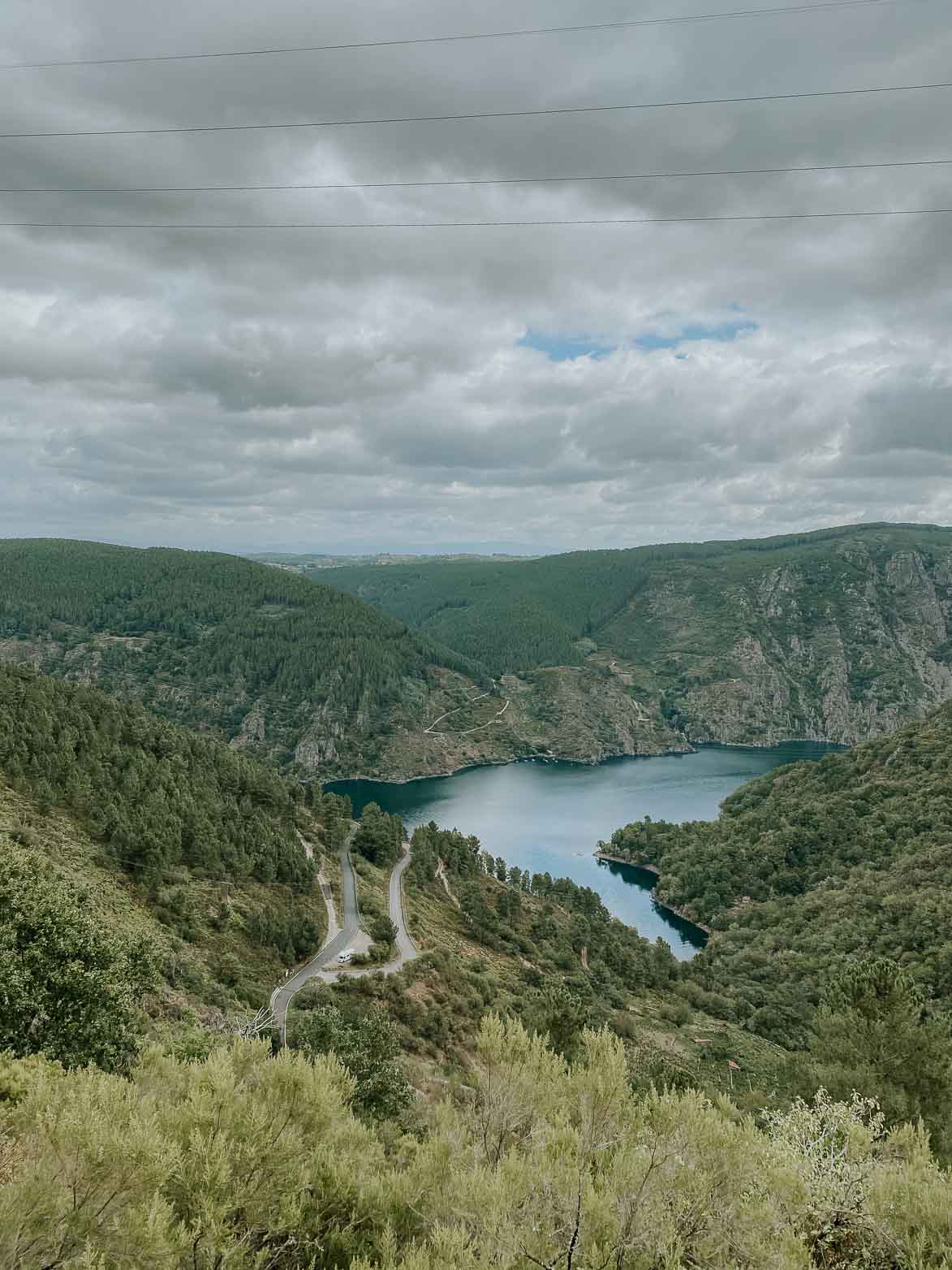 Viaje en Moto Triumph Scrambler Cañon del Sil