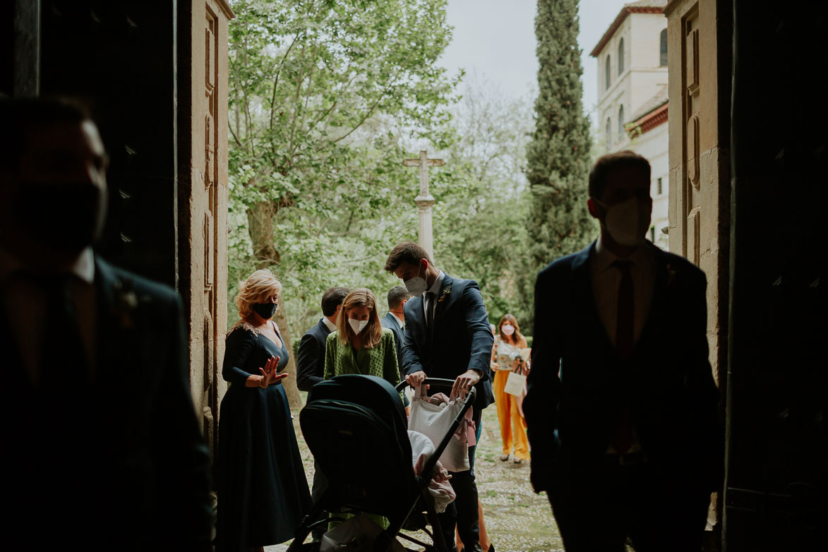 Fotografo de Bodas Granada Iglesia San Pedro y San Pablo