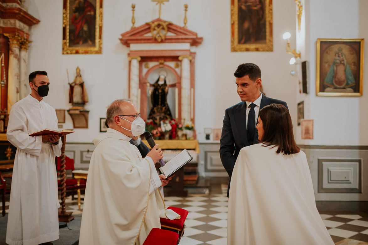 Fotografo de Bodas Granada Iglesia San Pedro y San Pablo