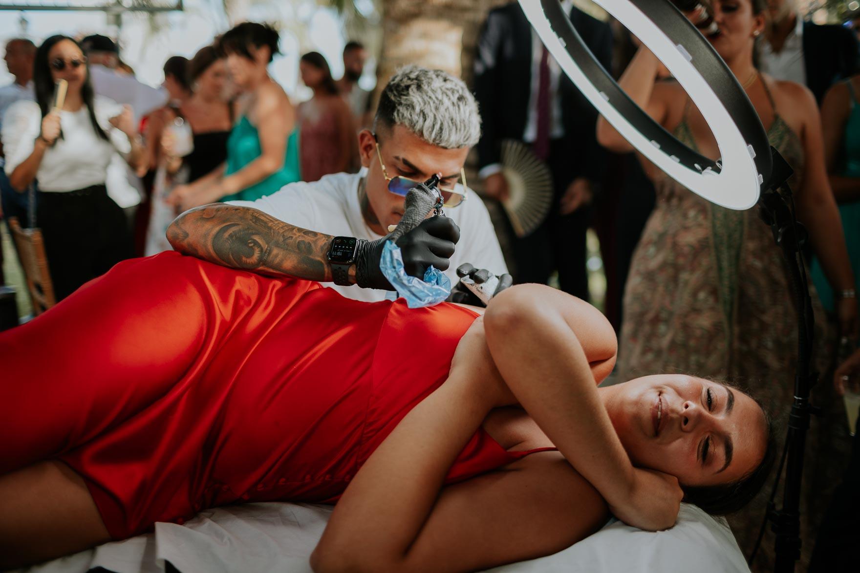 La rosa Negra Tatuando en Bodas