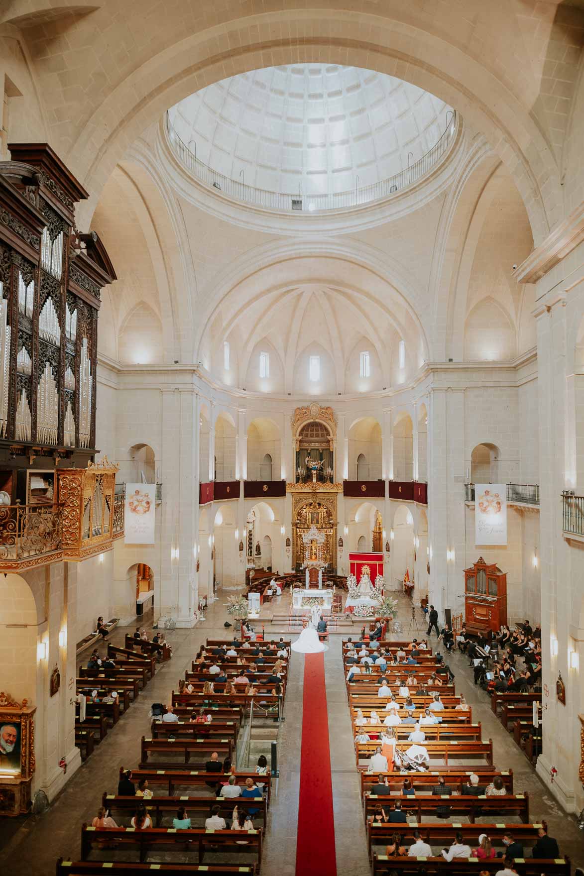 Fotos de Boda en Concatedral de San Nicolas Alicante