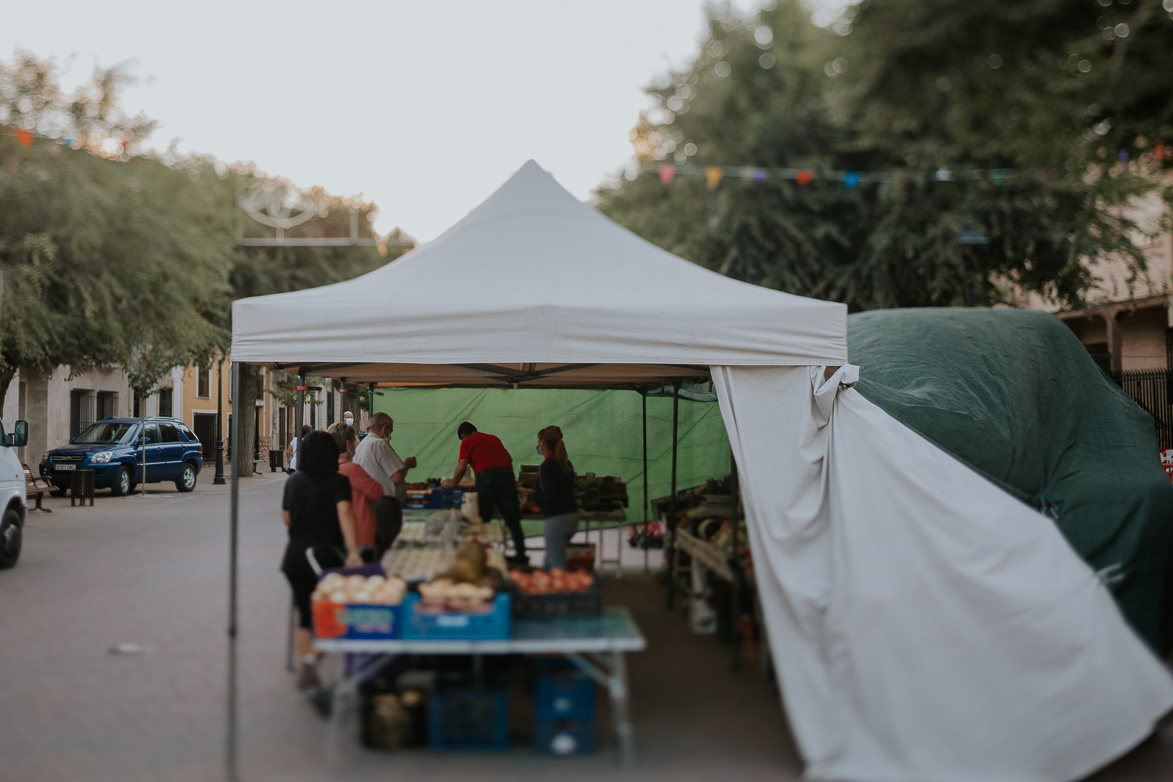 Mercado en Calle Mayor de Sisante