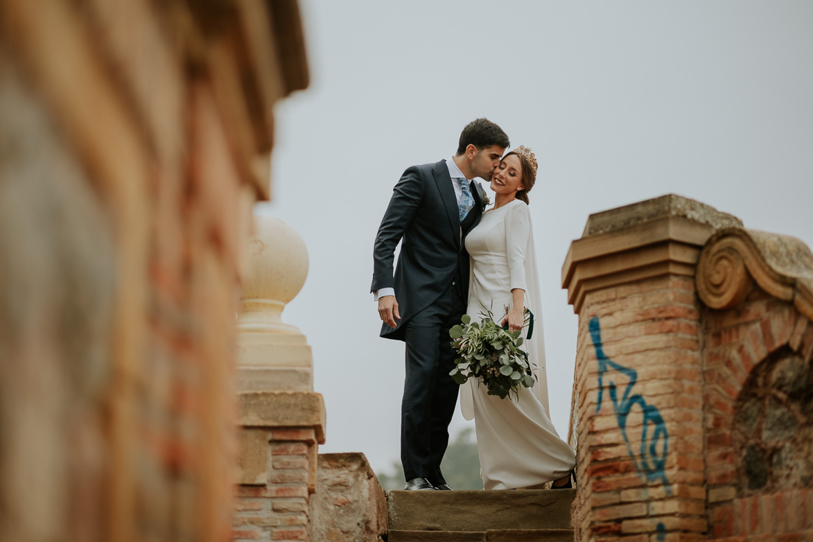 Vestido Ruben Hernadez con tocado Joya de Inmaculada Jara