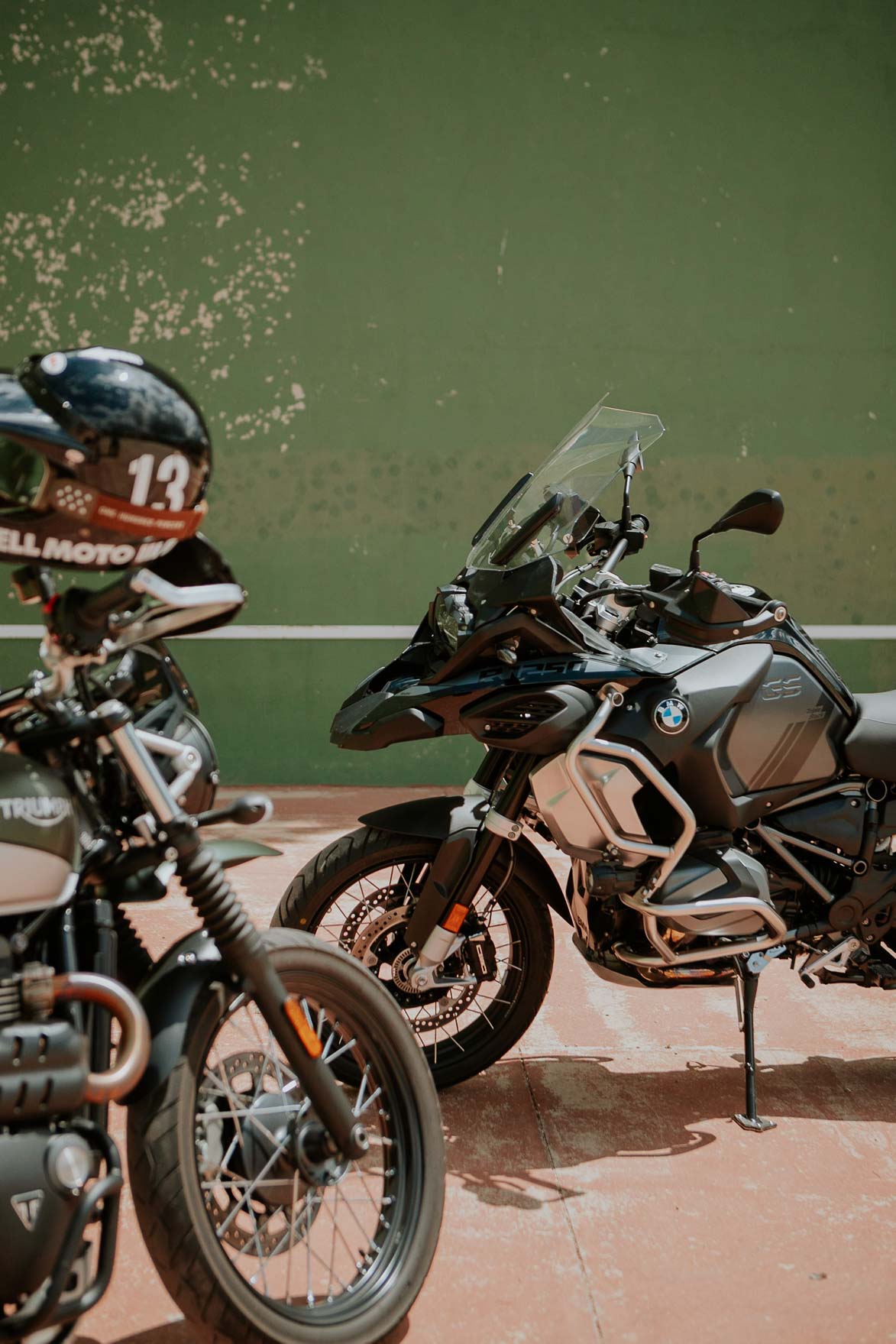 Triumph VS BMW GS 1250