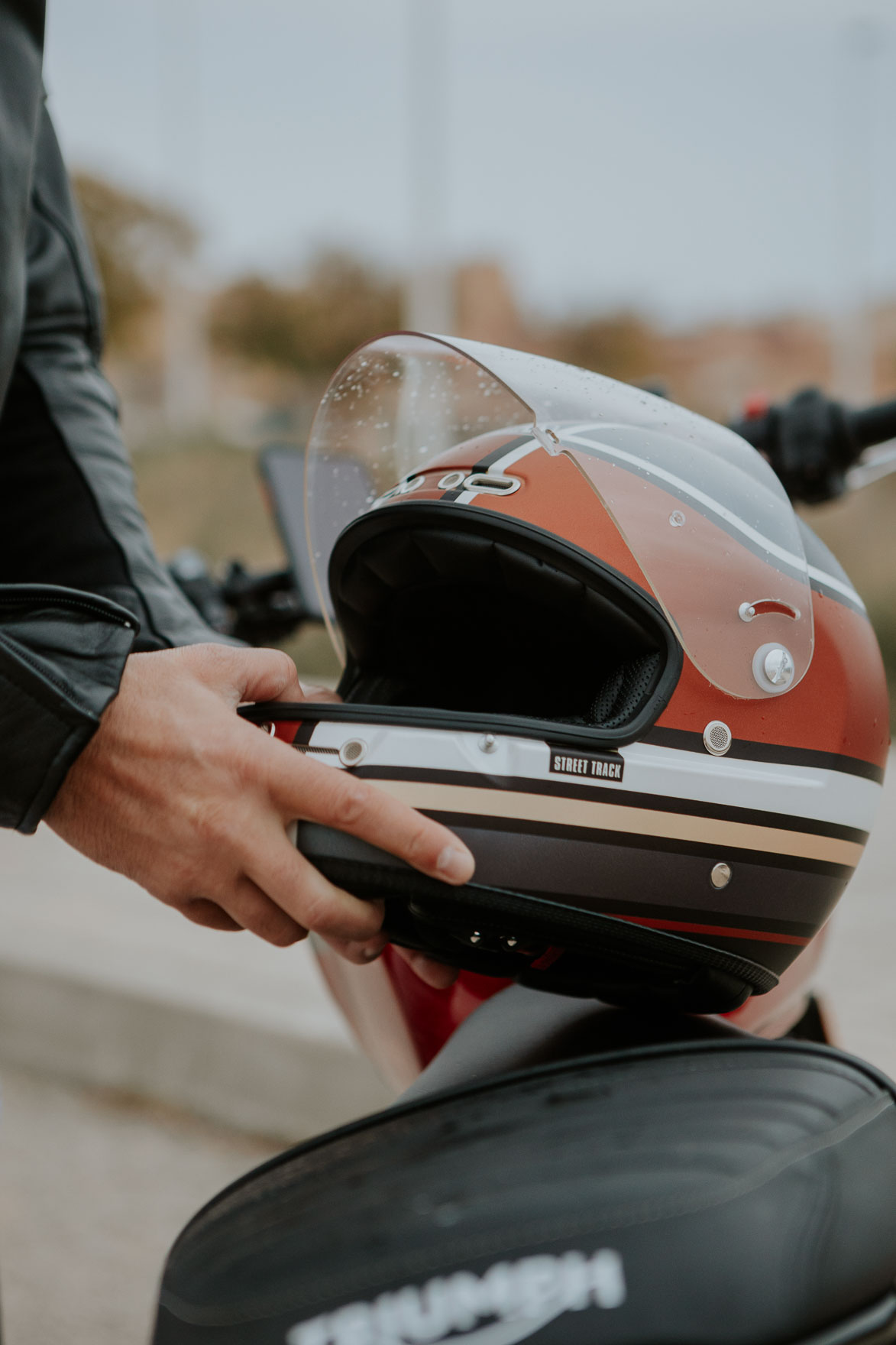 Casco de moto NZI STREET TRACK