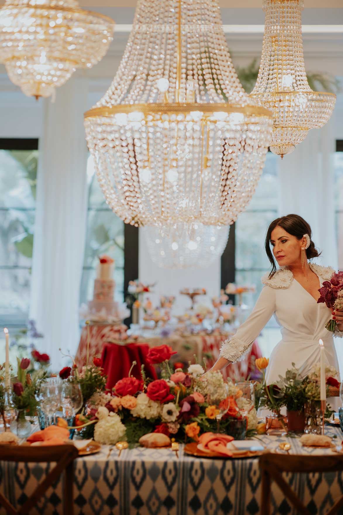 Novia con Lamparas de Cristal