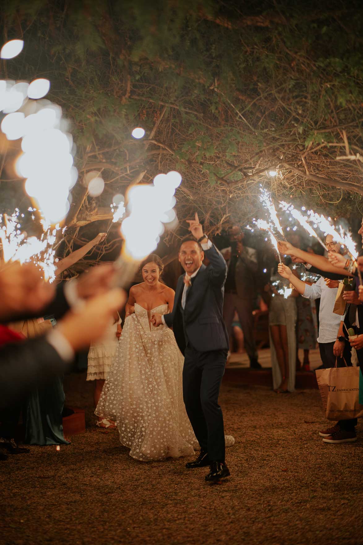 Entrada con Bengalas a Boda