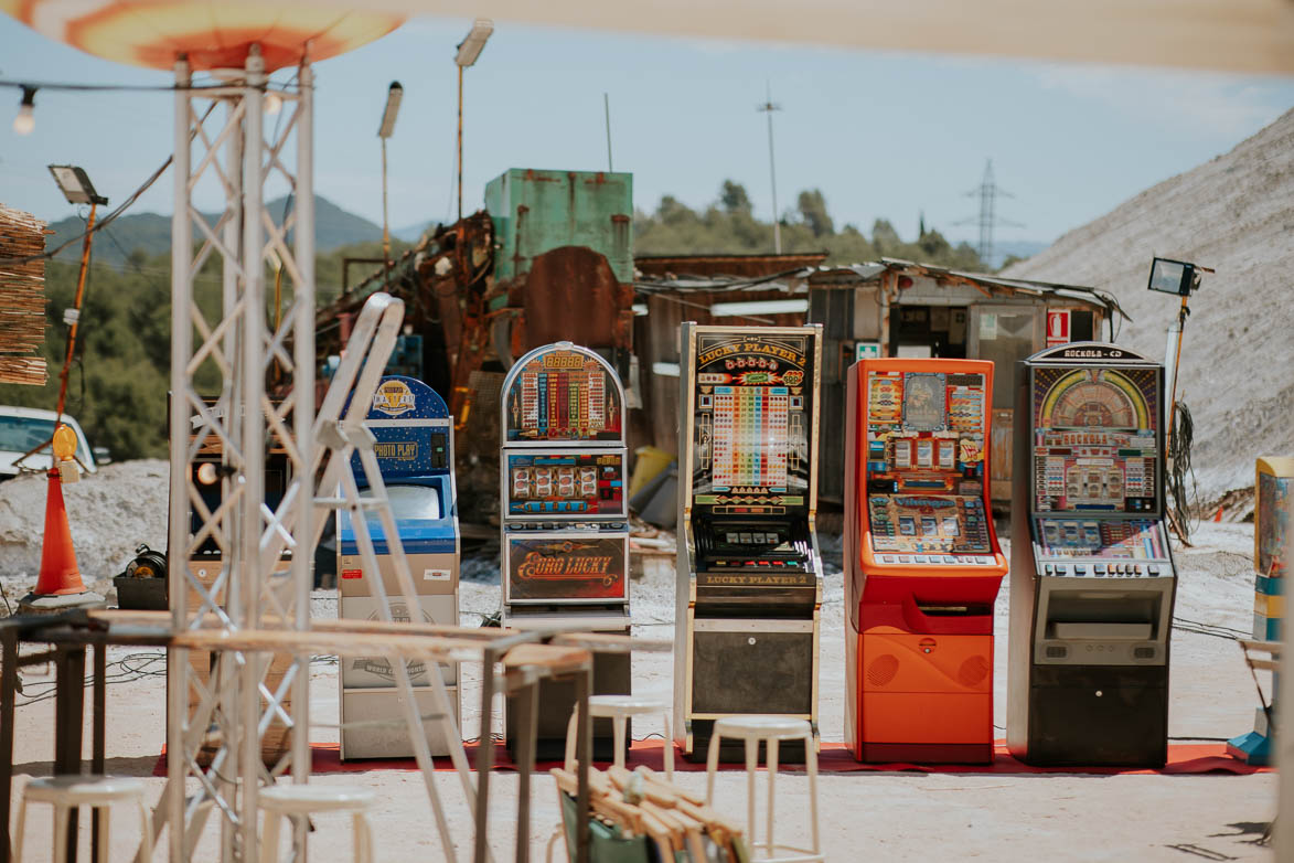 Maquinas recreativas en Bodas Locas