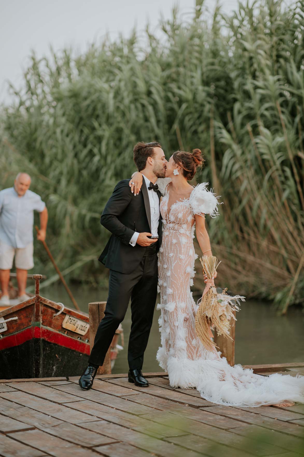 Vestido Novia con Plumas