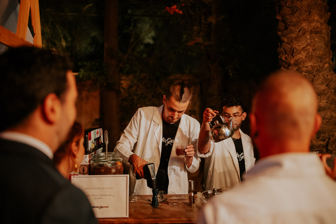 Coctelero para Boda en Jardines de Abril