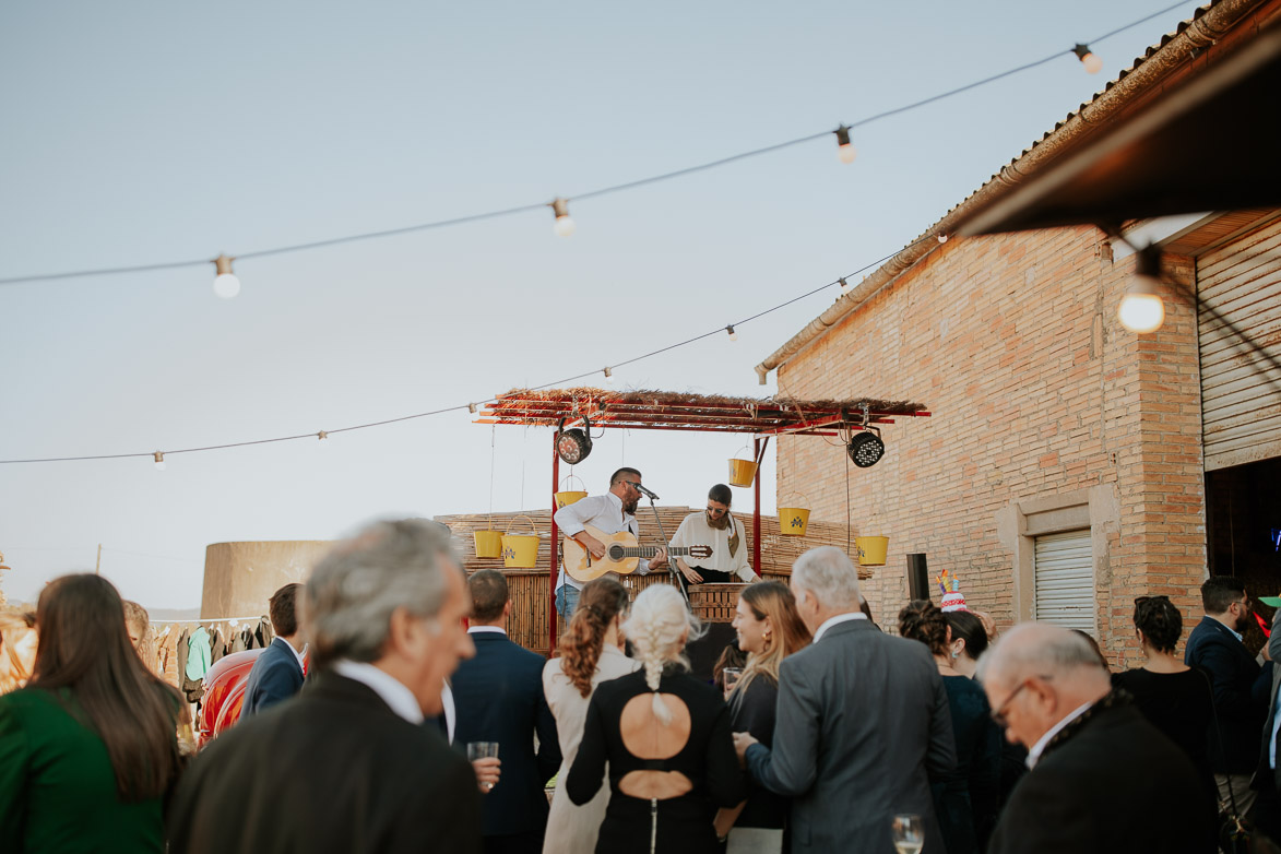 Boda en Granja Abandonada