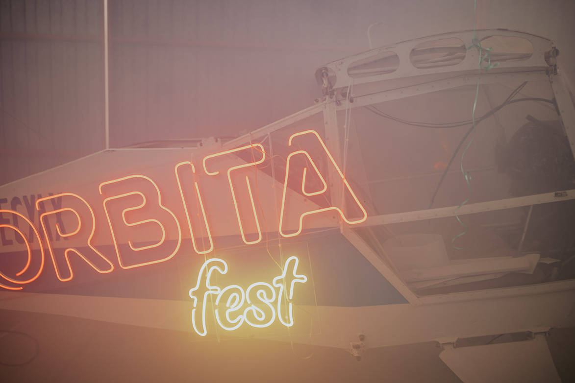 Boda Nomada Orbit Fest en Aeródromo