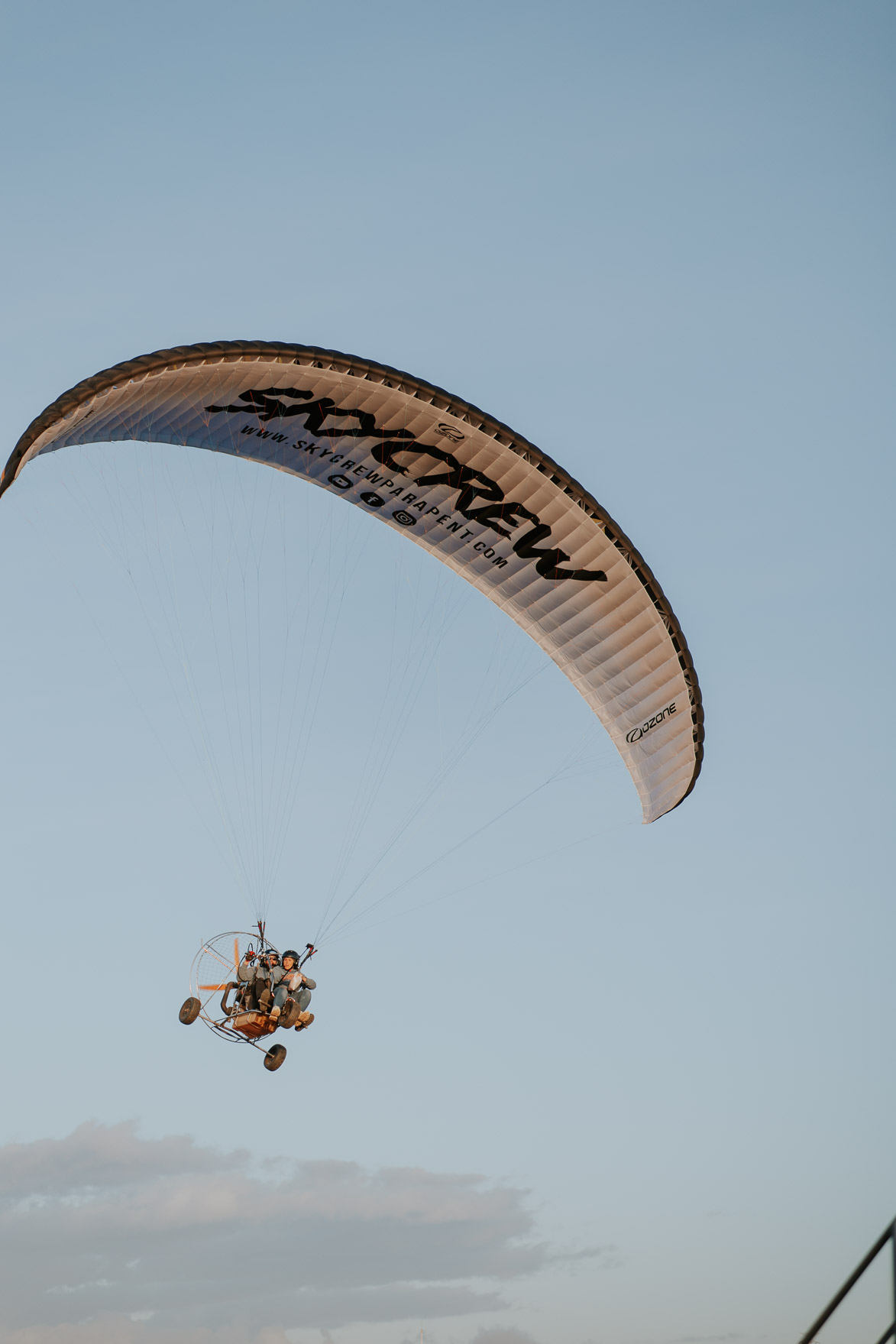 Boda Nomada Orbit Fest en Aeródromo