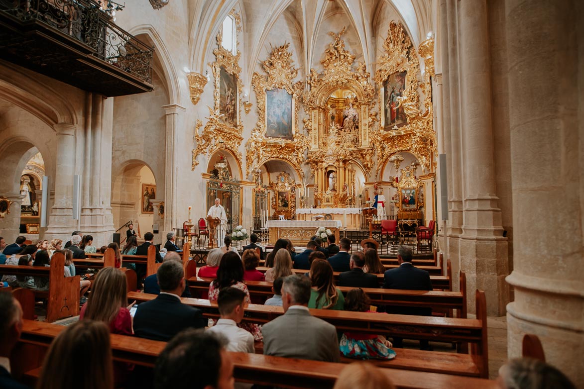 Boda en Basilica de Santa Maria