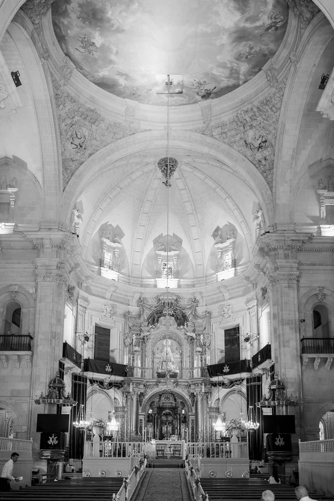 Boda en Basilica de Santa Maria