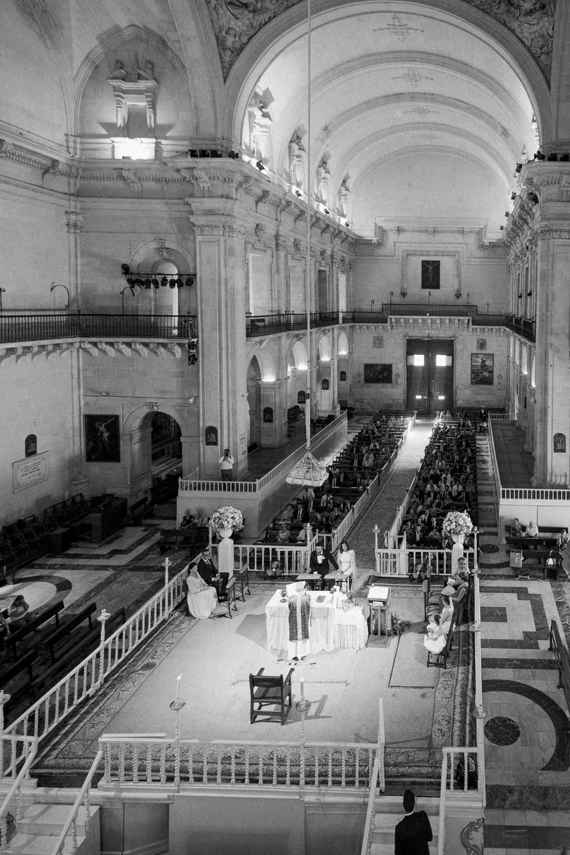 Boda en Basilica de Santa Maria