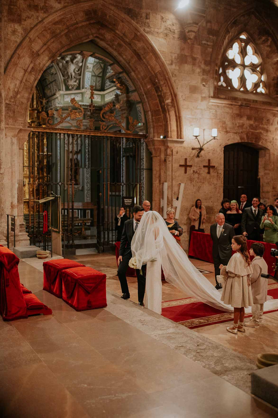 Boda en San Juan del Hospital Telar de Miguel Marti Valencia