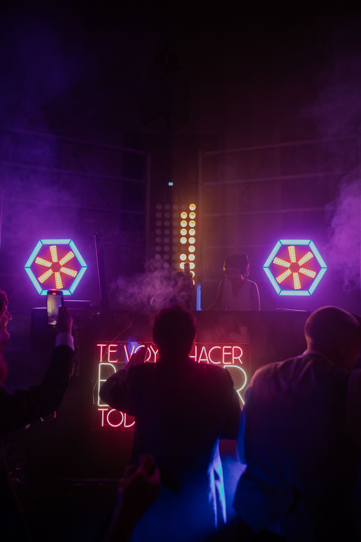 Audioled Cabinas y DJ para Bodas