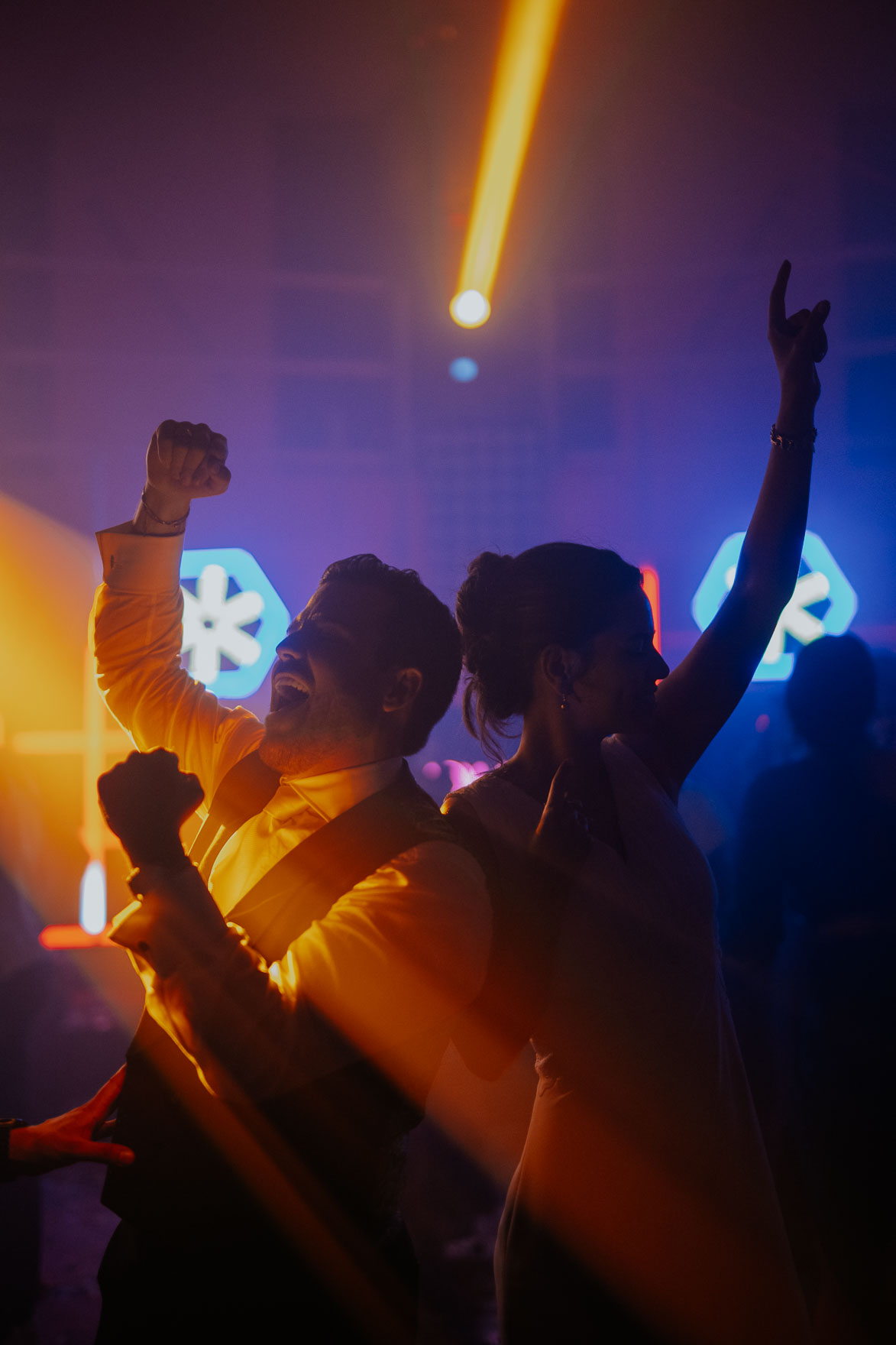 Audioled Cabinas y DJ para Bodas