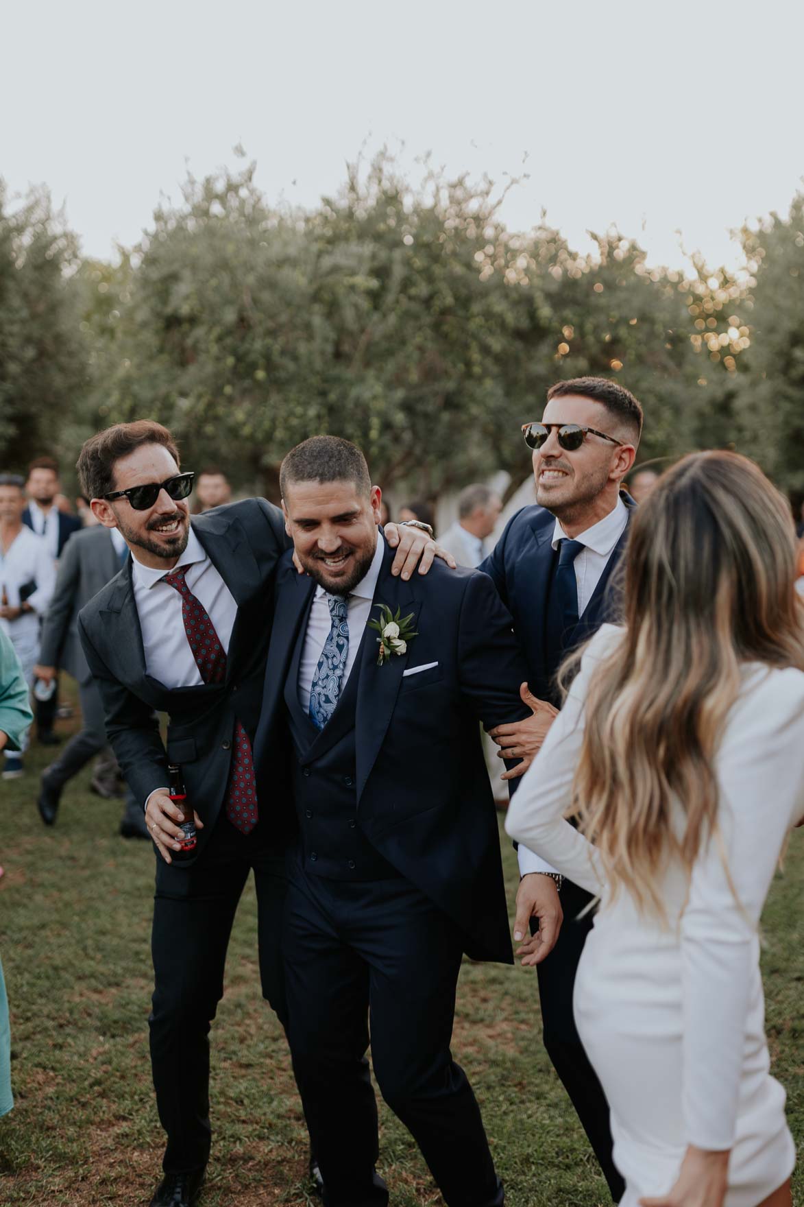 Boda moderna atrevida en Finca La Roscana Elche