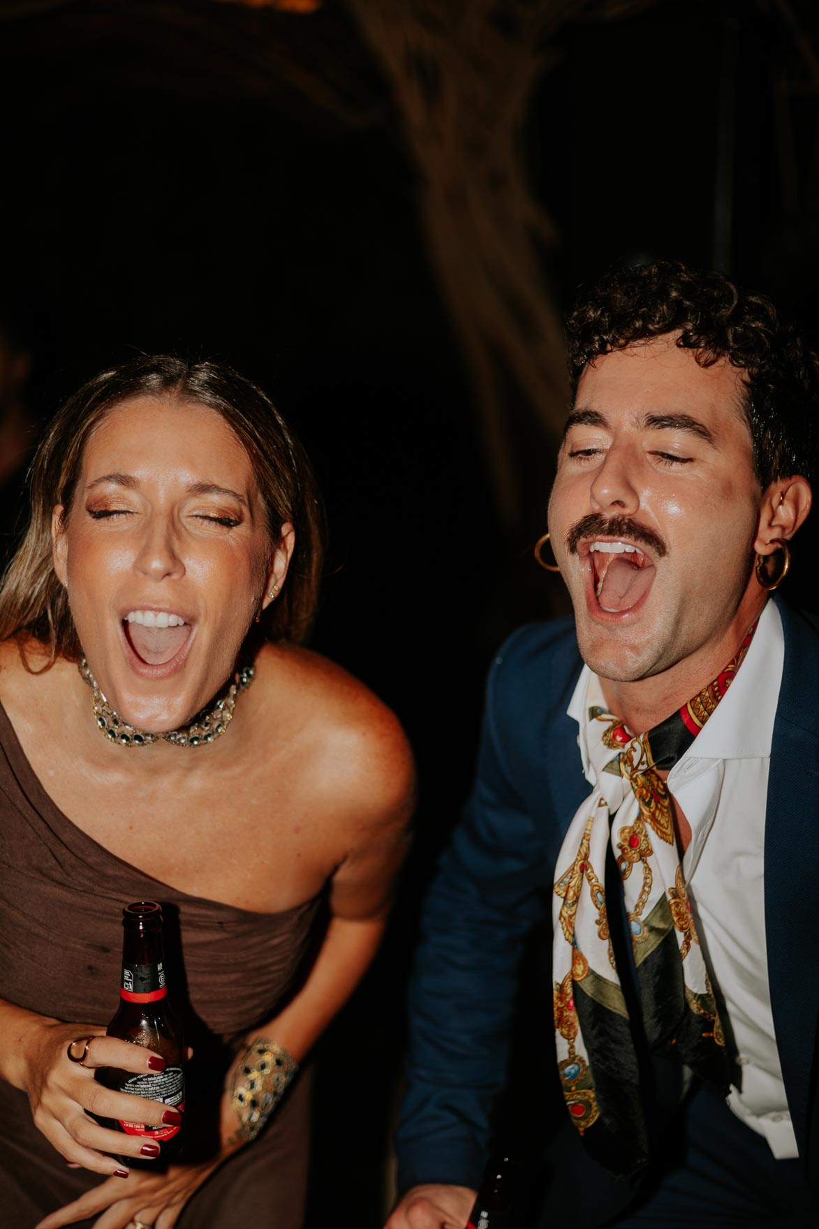 Boda moderna atrevida en Finca La Roscana Elche