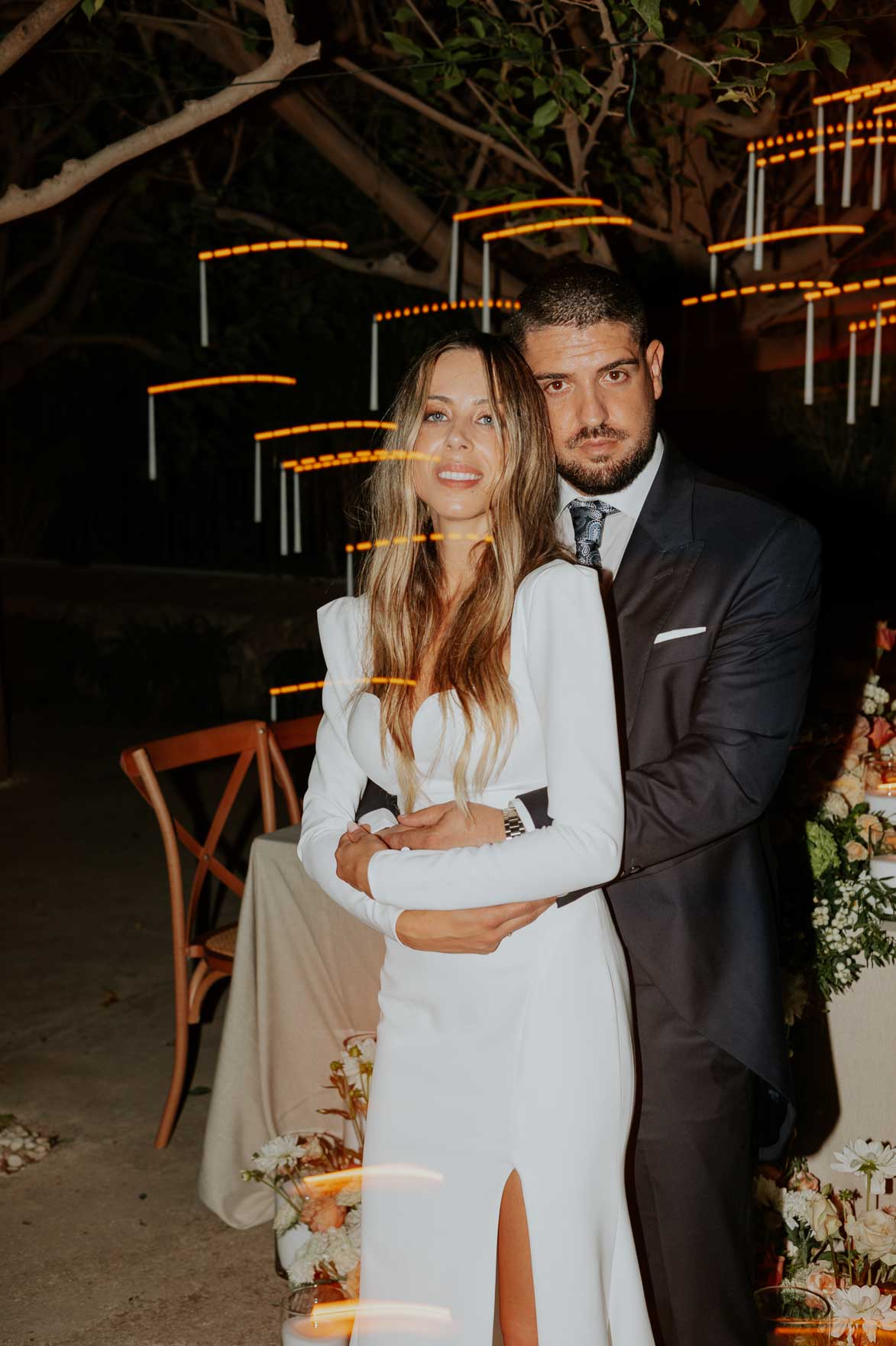 Boda moderna atrevida en Finca La Roscana Elche