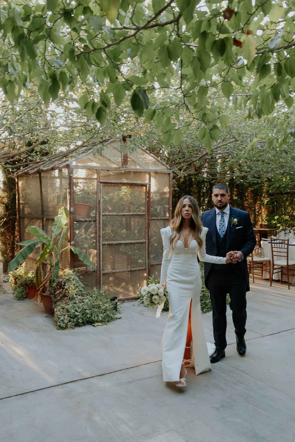 Boda moderna atrevida en Finca La Roscana Elche