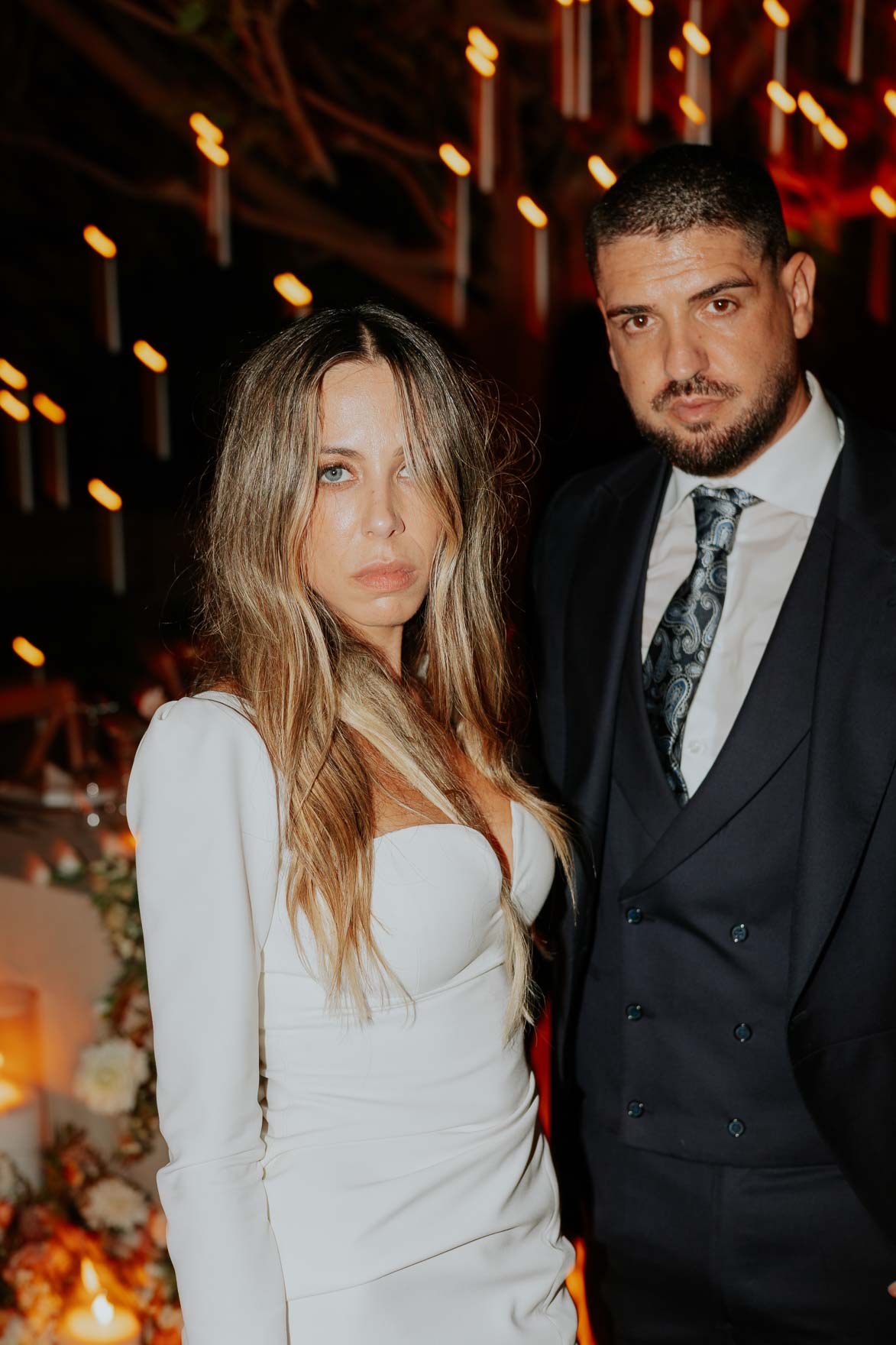Boda moderna atrevida en Finca La Roscana Elche