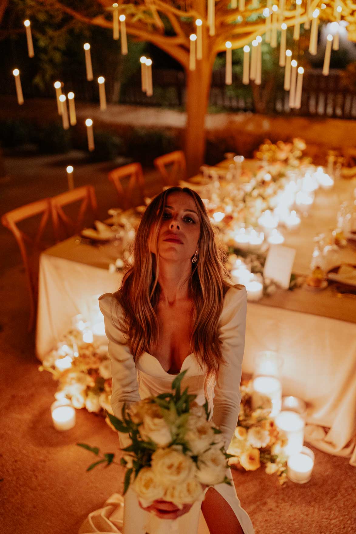 Decoración con velas y telas de Julia Llodra Wedding Planner