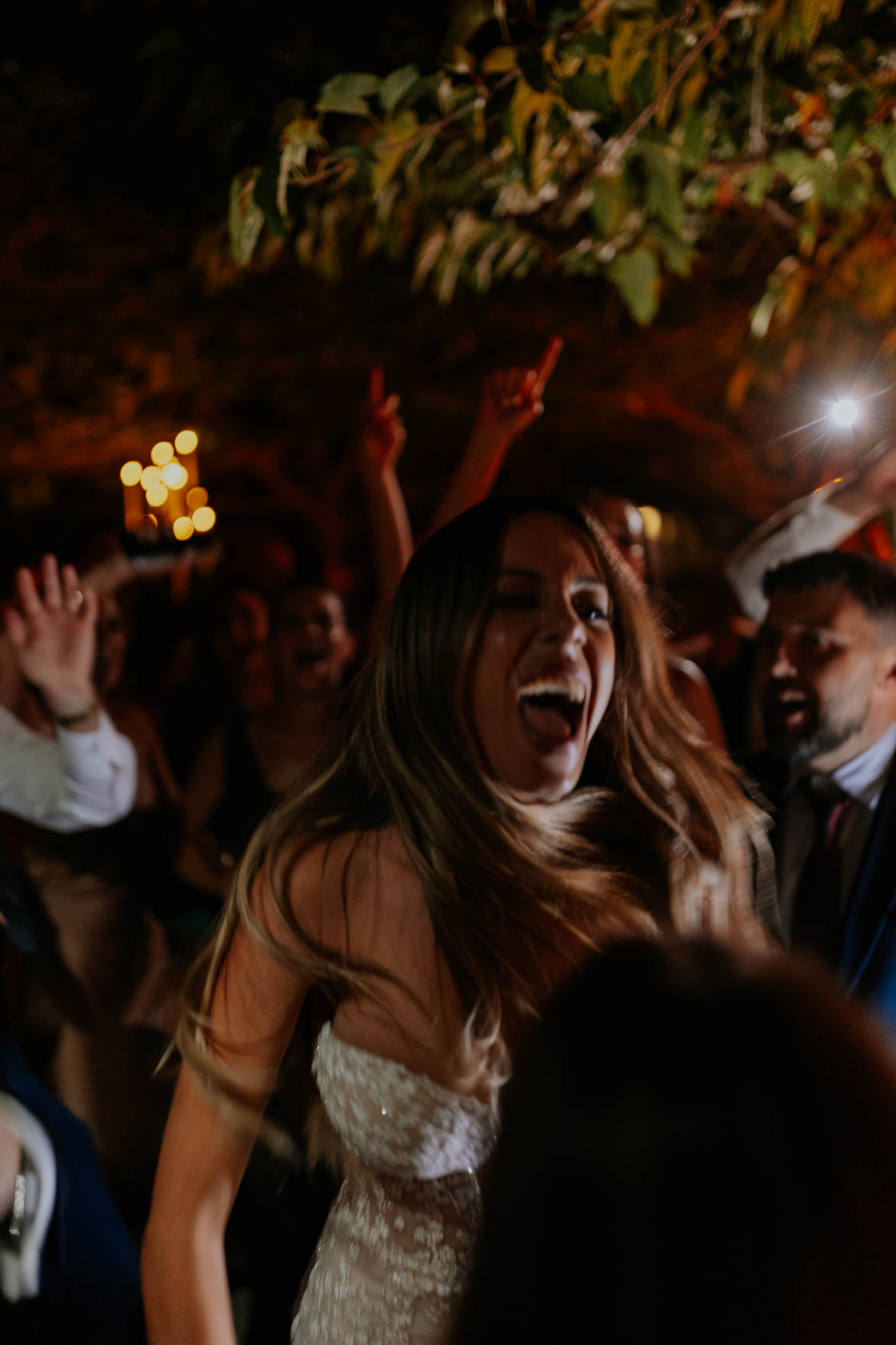 Boda moderna atrevida en Finca La Roscana Elche