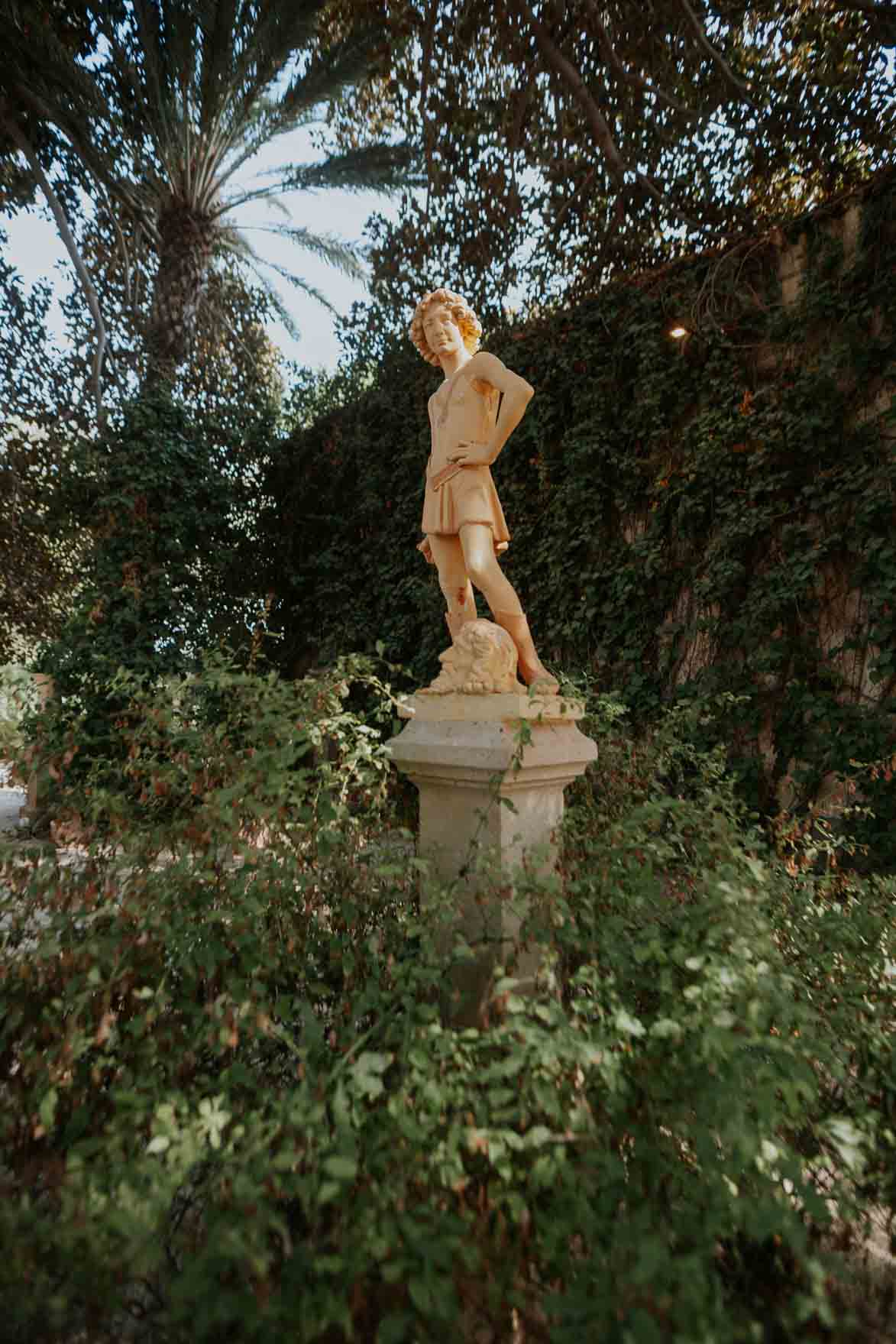 Jardines de Abril Edu Dioni