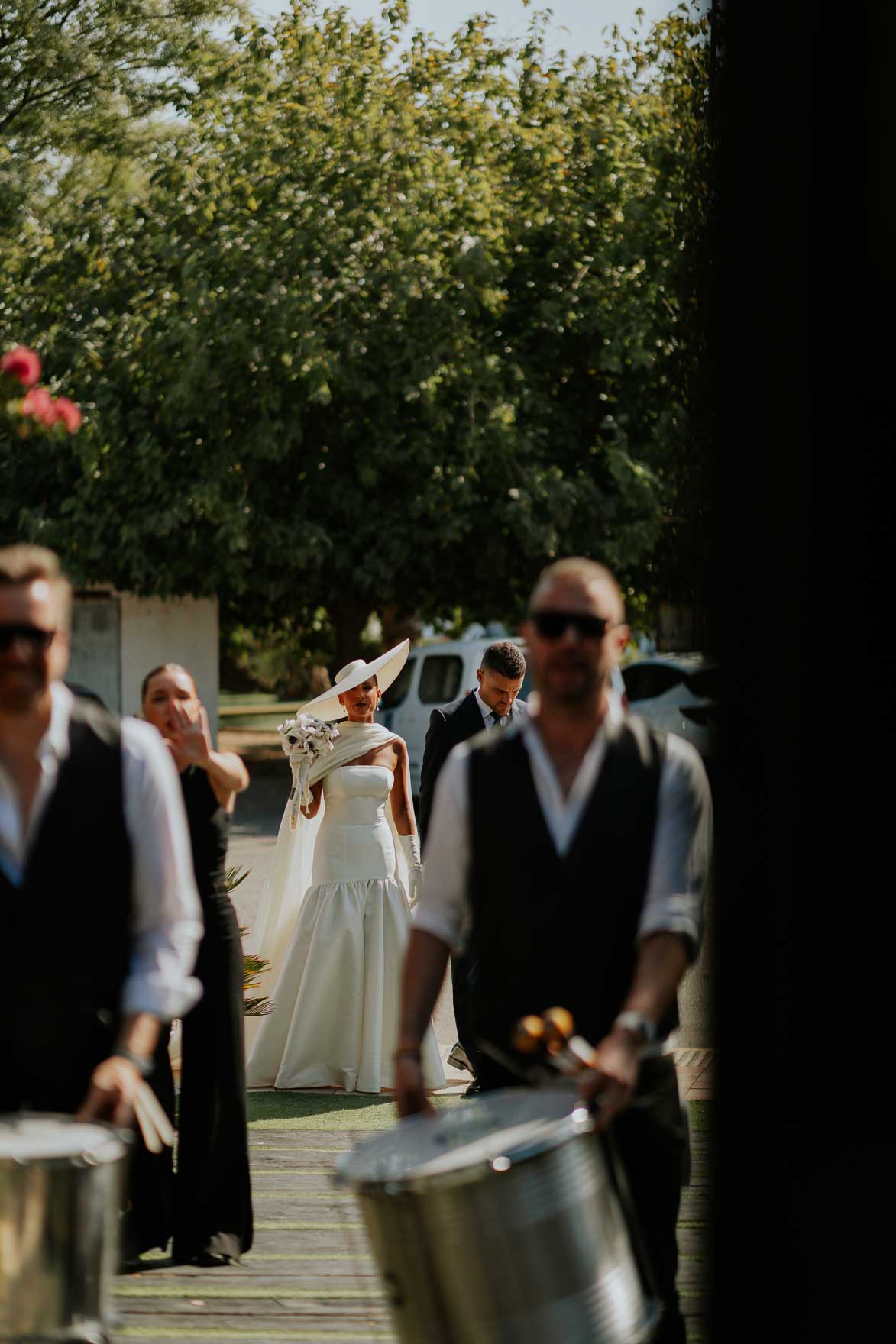 Novias con pamela inspiracion de looks para Bodas