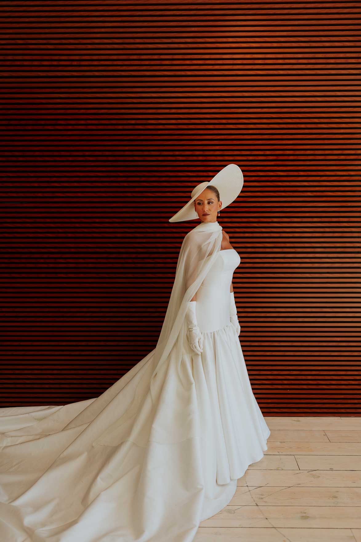 Novias con pamela inspiracion de looks para Bodas