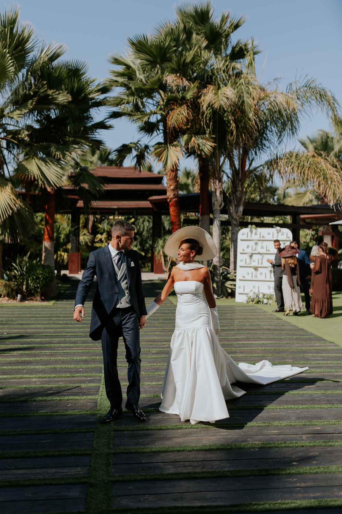 Novias con pamela inspiracion de looks para Bodas