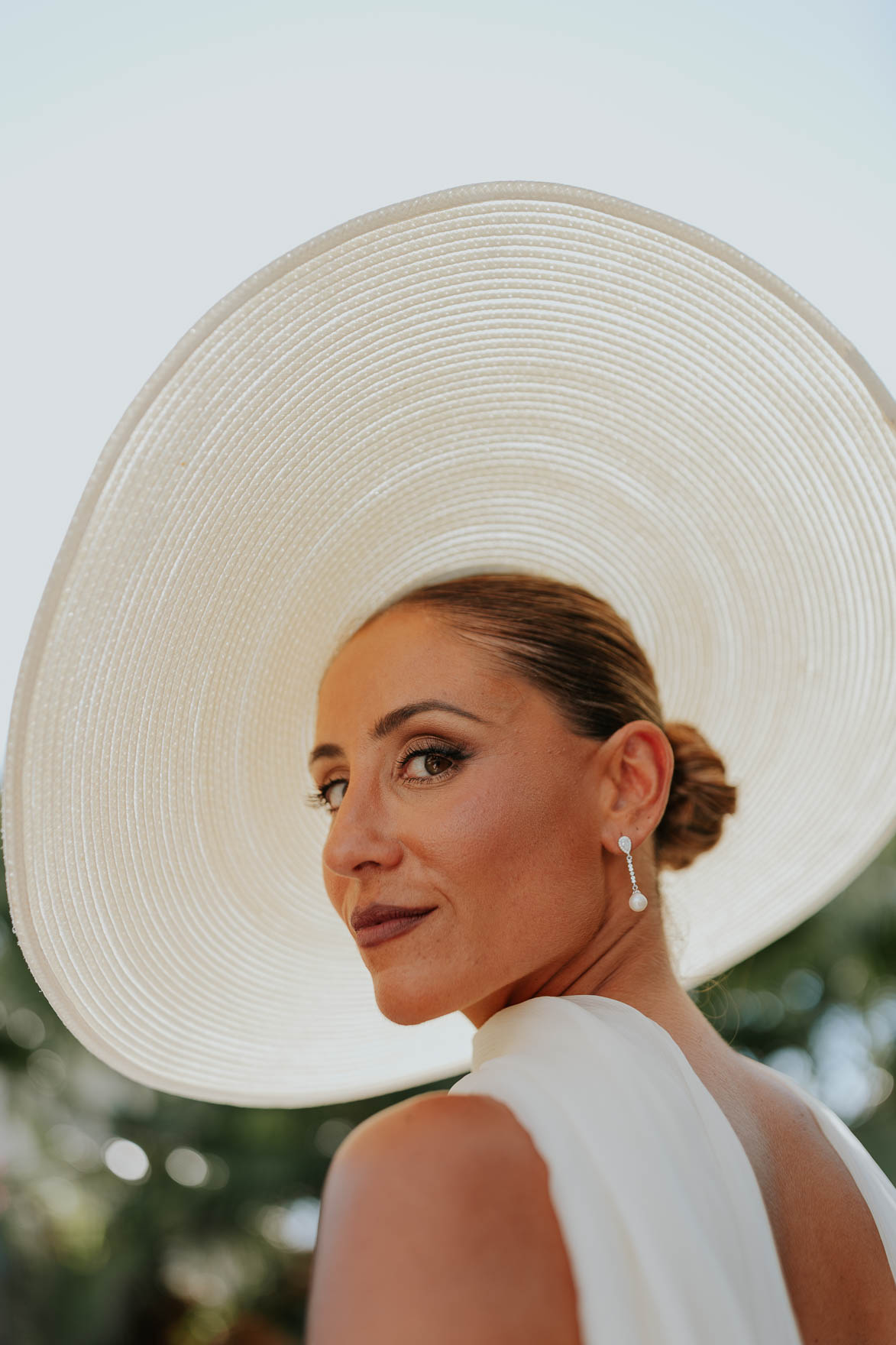 Novias con pamela inspiracion de looks para Bodas