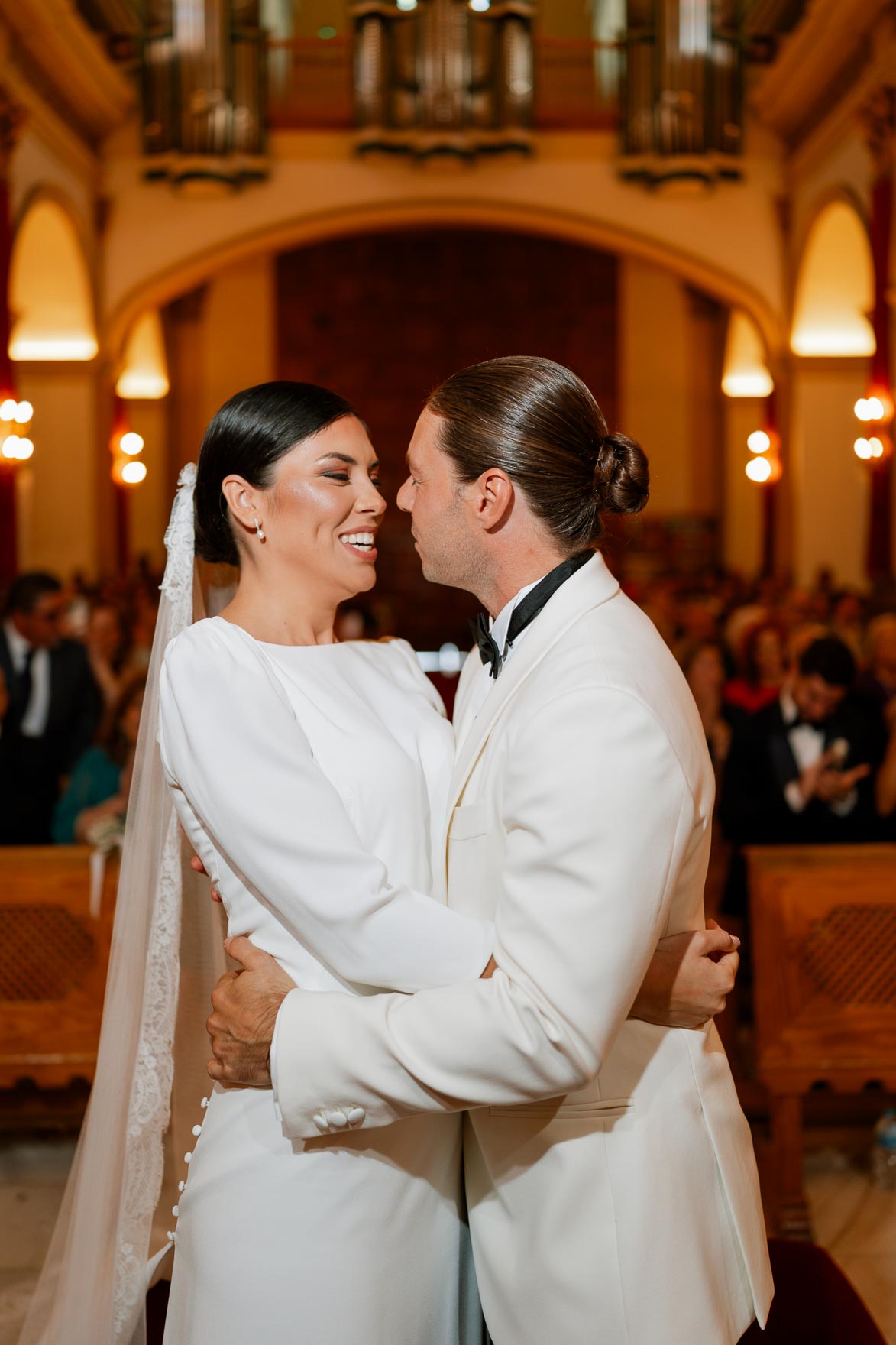 COMO POSAR EN LAS FOTOS DE BODA