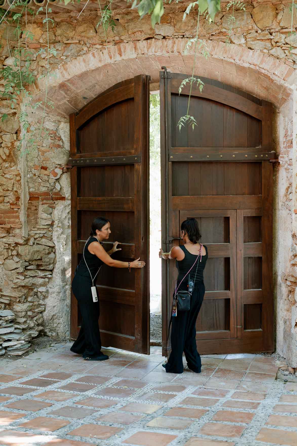 Libby & Connor Destination Wedding at Casa Felix SunnyWeddings