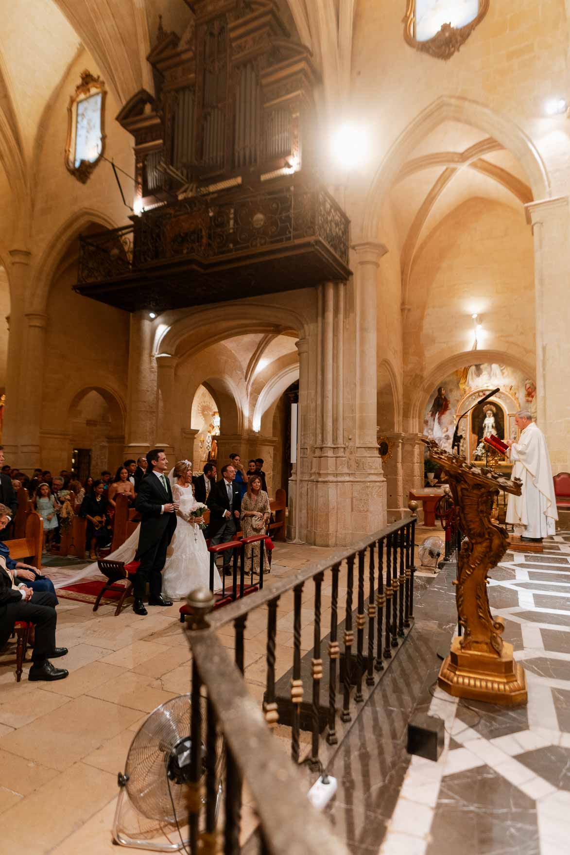 Boda en Basilica de Santa María Alicante