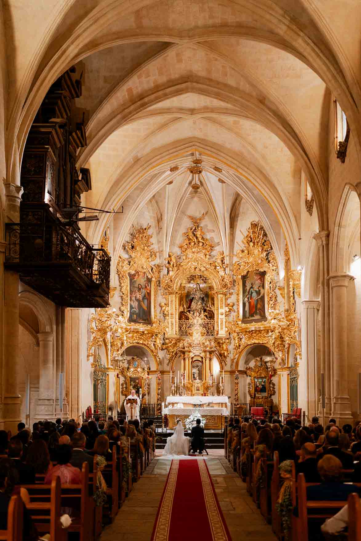 Boda en Basilica de Santa María Alicante