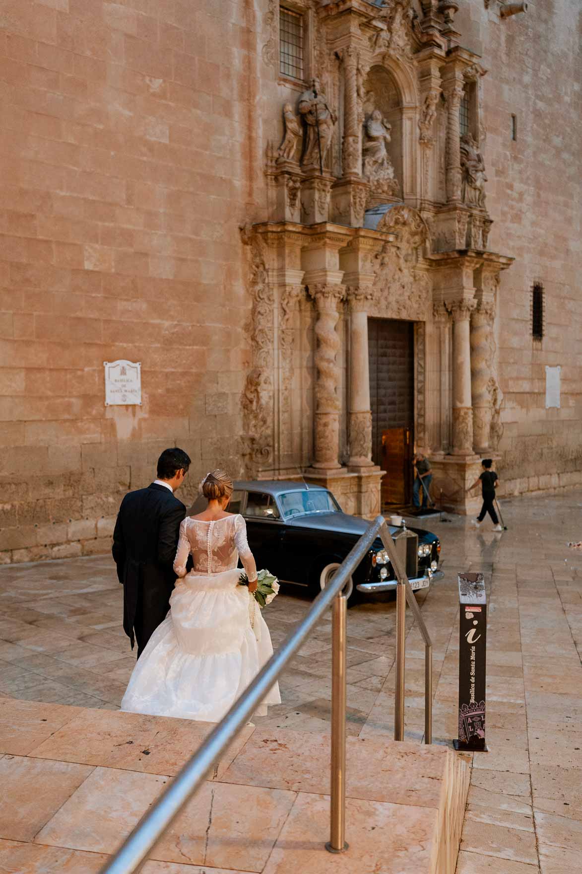 Boda en Basilica de Santa María Alicante